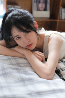 女人是男的未来人电影